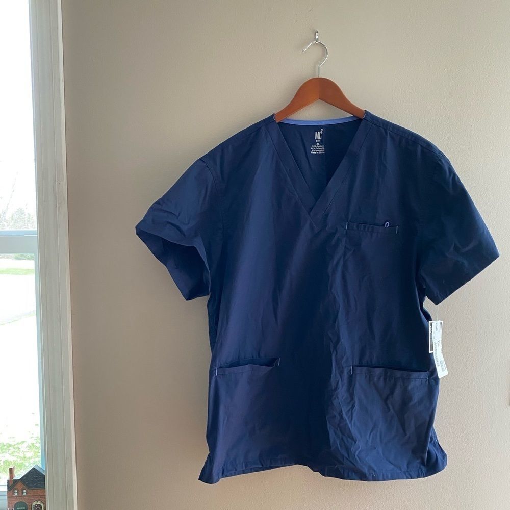 Med Couture, XL navy blue scrub top, men’s/unisex